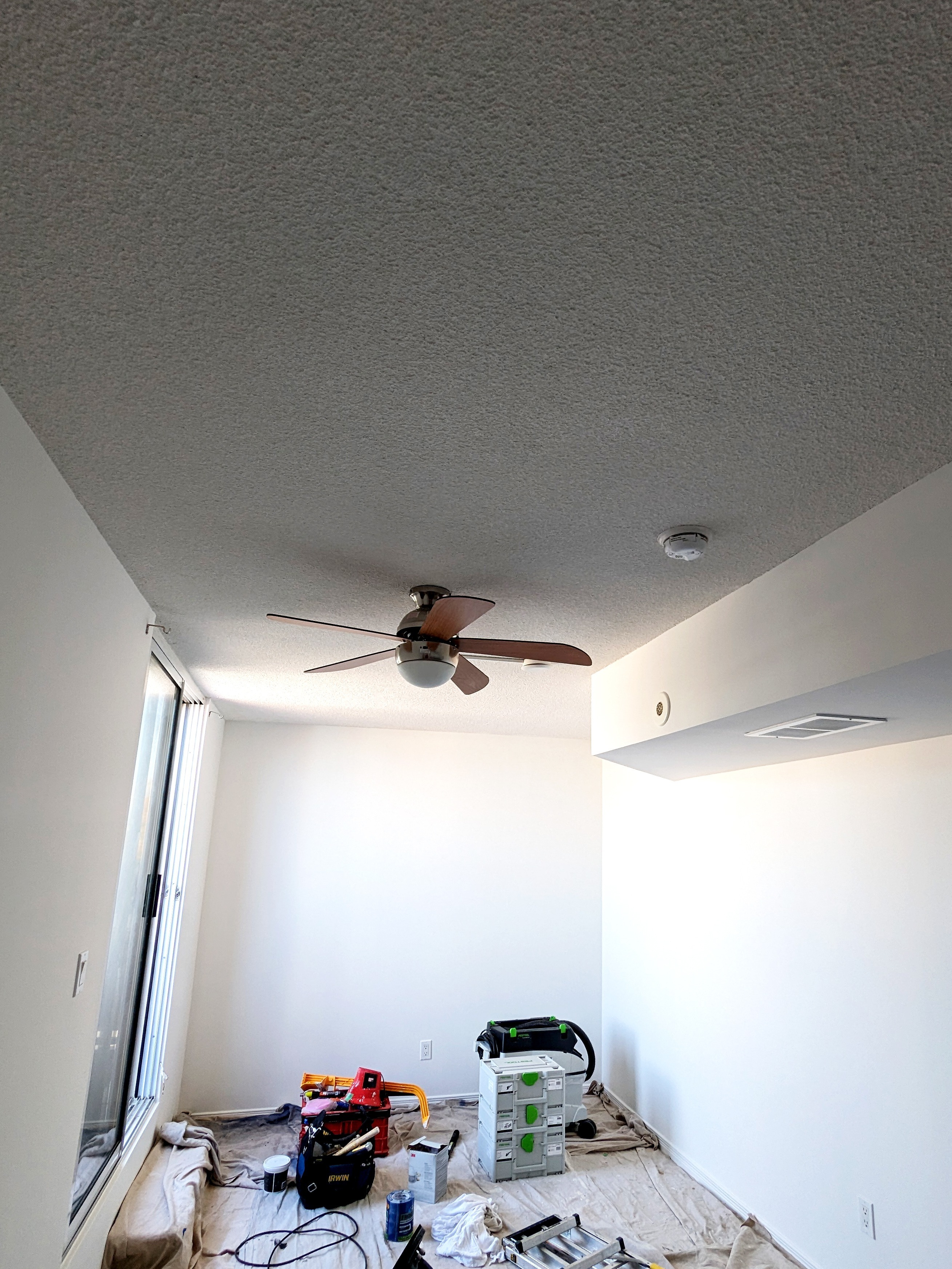 The Popcorn Ceiling Dilemma Diy Stucco