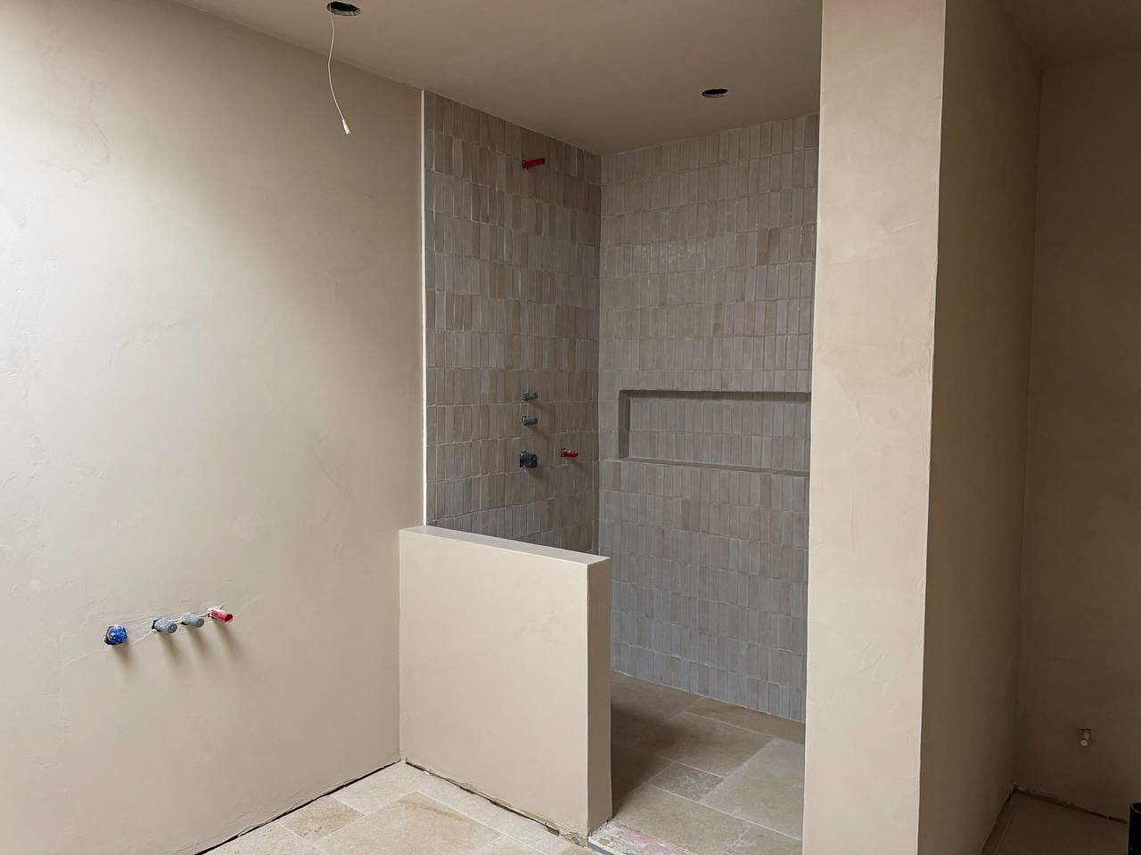 chromatisti-decor-for-bathroom-renovation-microcement-in-the-bathroom-walls-and-ceiling-in-lawrence-park-toronto1