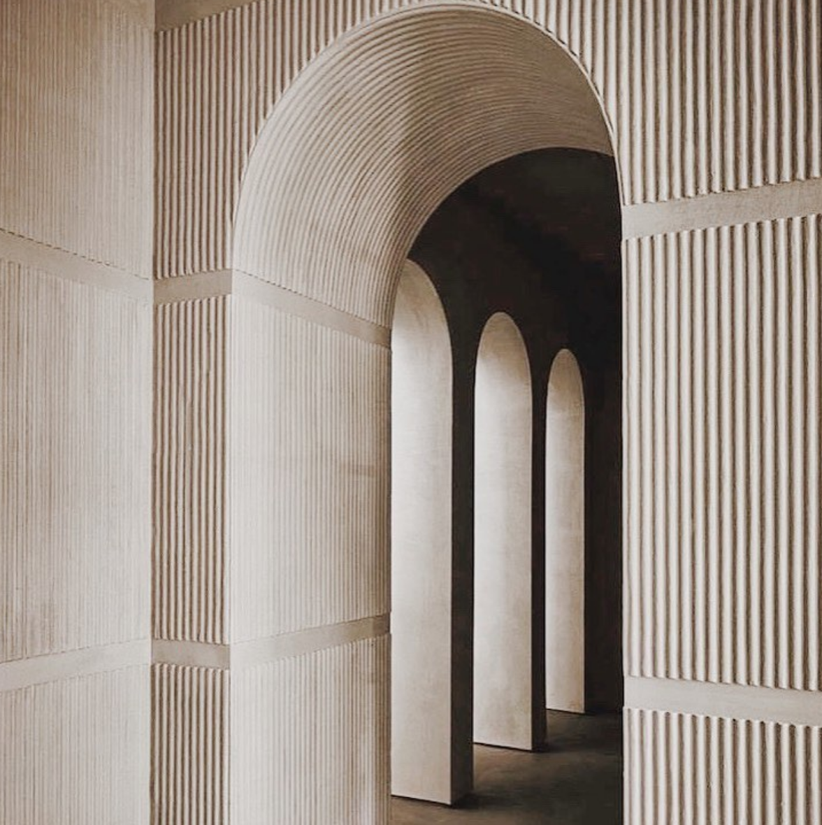 fluted-walls-@apparatusstudios Kamp Studios' custom plaster fluted walls, a feast for the eyes, add a wow factor to the space.
