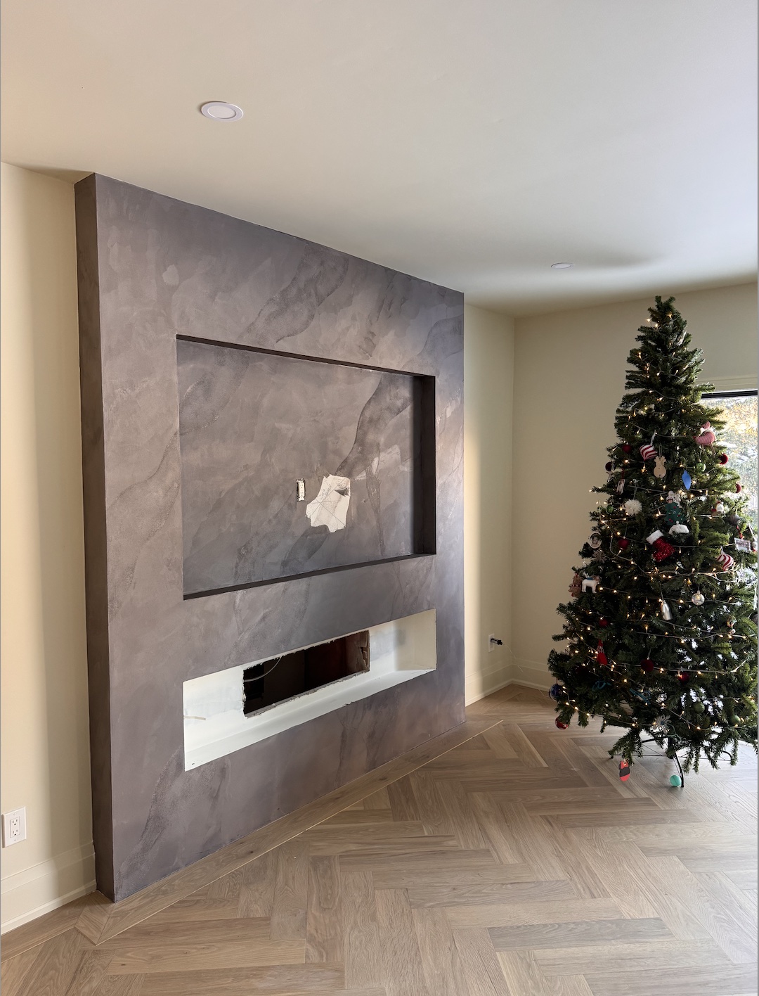 Pearly Venetian plaster for fireplace surfaving project in Richmond hill, toronto