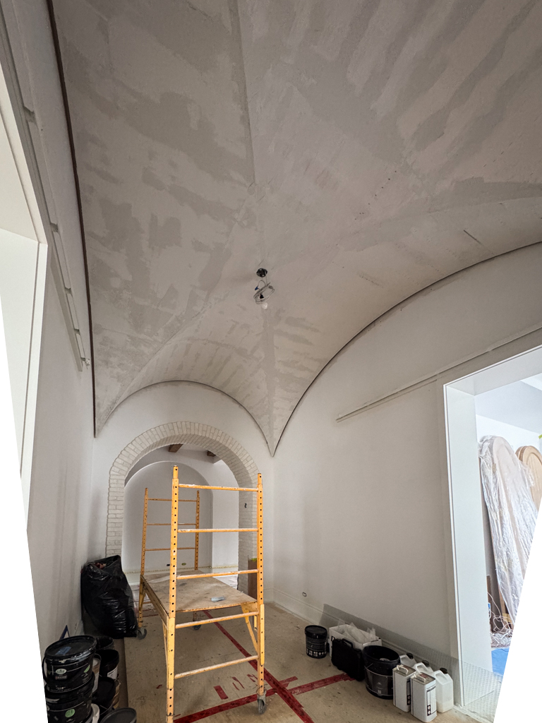 0ld-tuscan-venetian-plaster-ceiling-for-rustic-farmhouse-home-in-kleinburg-7